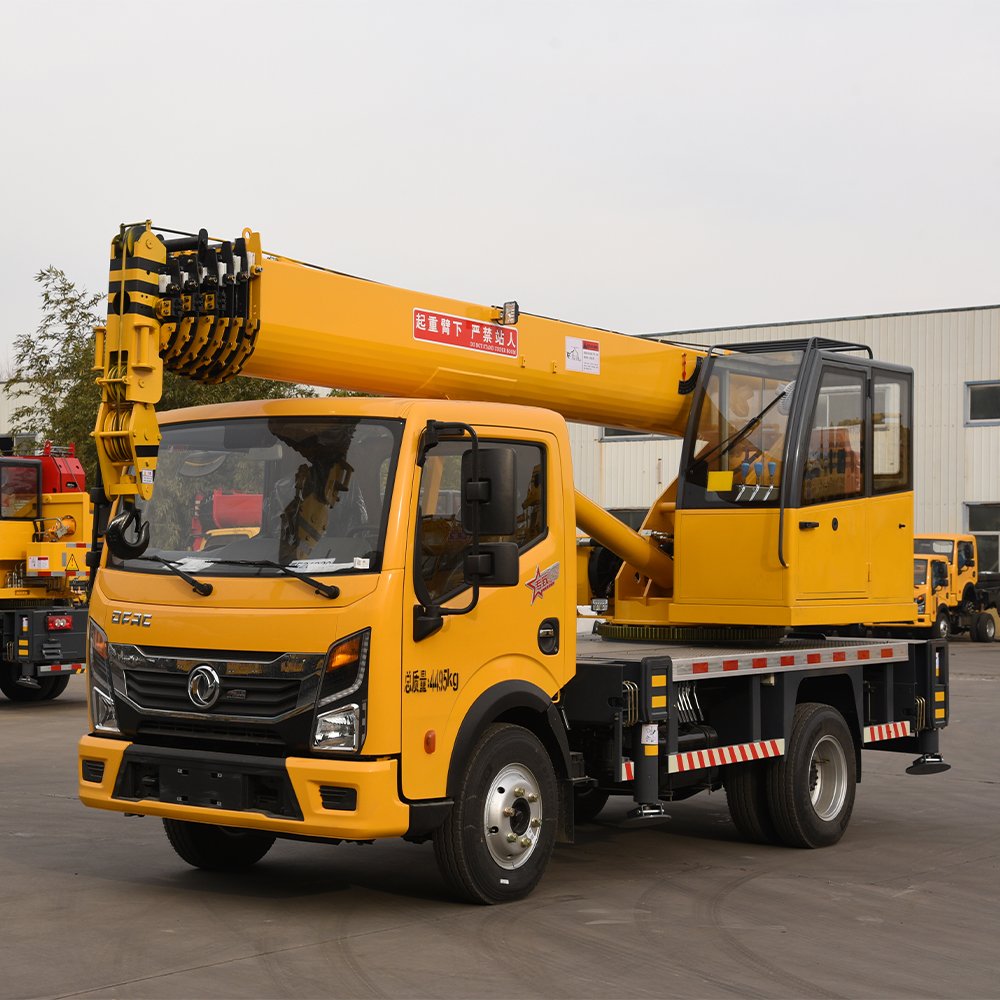 5 Ton Crane Truck