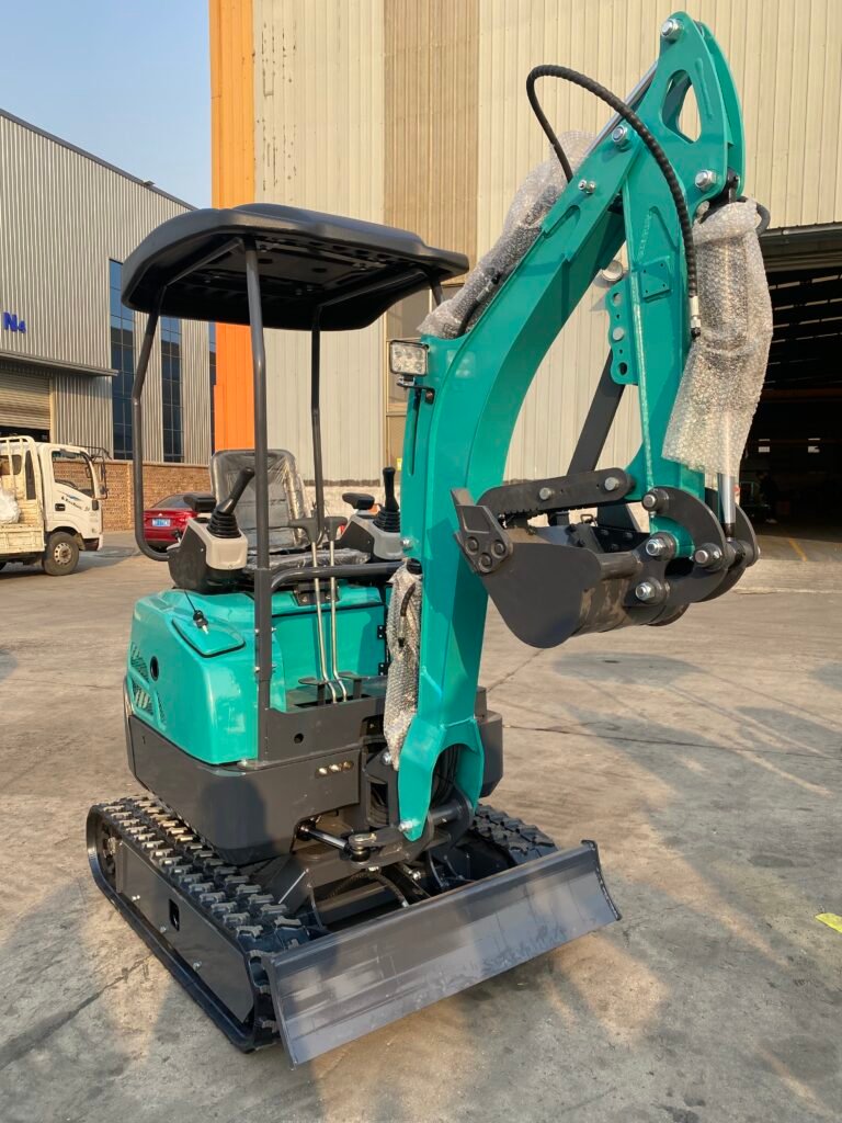 JJ18 Mini Excavator: Where Agility Meets Force.